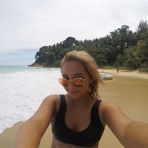 Meet your Posher, Alessandra